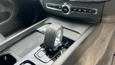 Volvo Xc60 2.0 B4D R DESIGN 5dr AWD Geartronic Diesel Estate